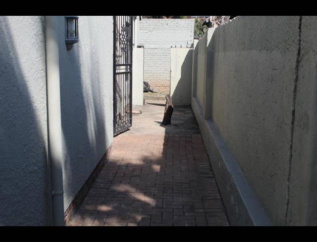 5 BEDROOM HOUSE FOR SALE IN FOURWAYS